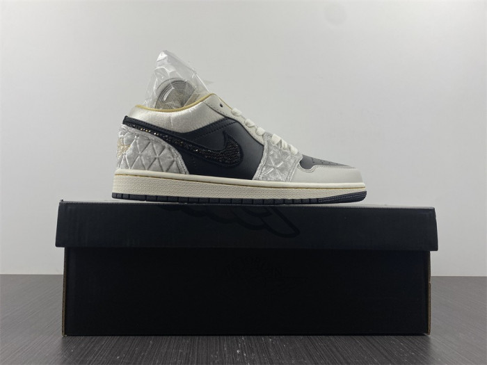 Air Jordan 1 Low Beaded Swoosh Men