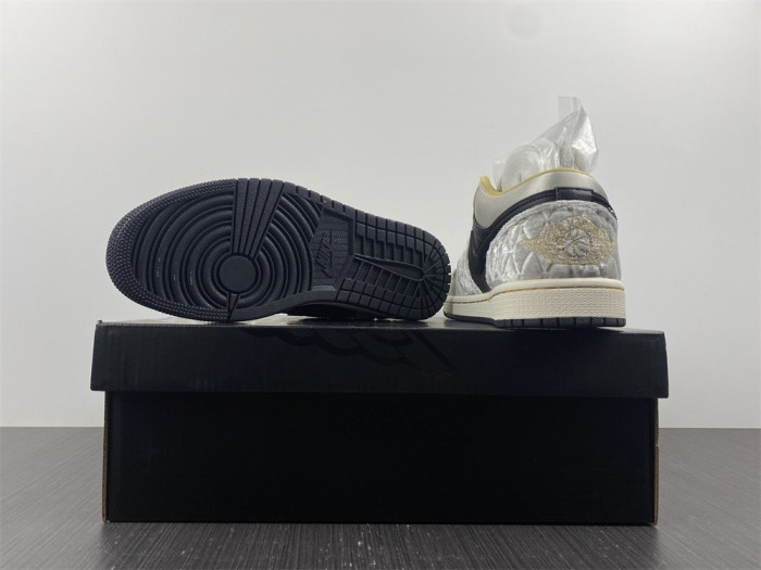 Air Jordan 1 Low Beaded Swoosh Men