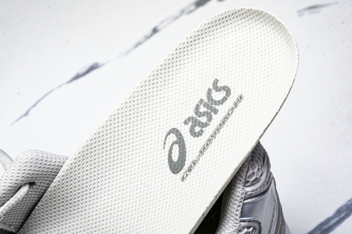 As*ic*s Sneaker 1202A056-021