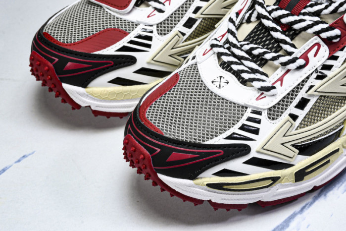 Off-White c/o Virgil Abloh