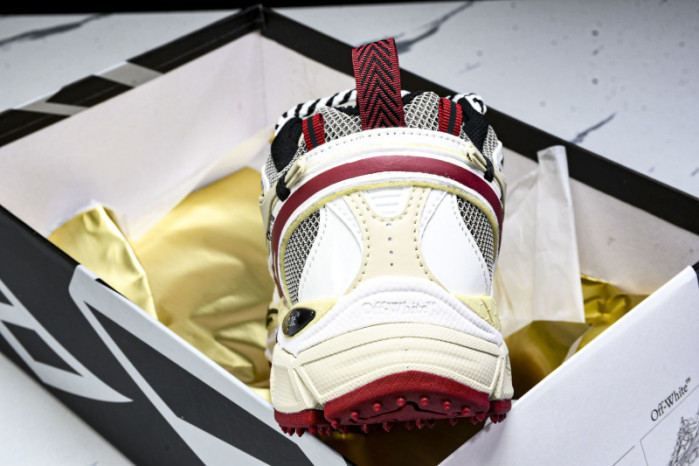 Off-White c/o Virgil Abloh