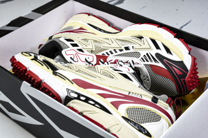 Off-White c/o Virgil Abloh