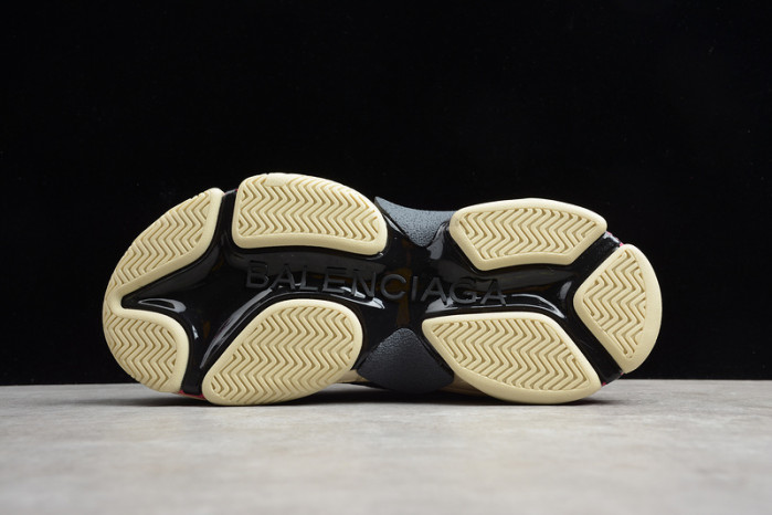 Ba*len*cia*ga triple s w09o5 9022