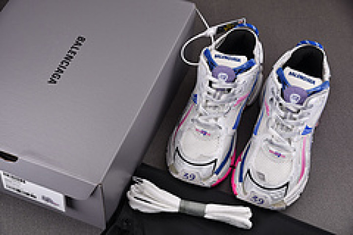 Ba*len*cia*ga Runner 772767 W3RMU 9554