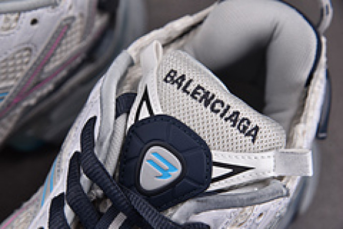 Ba*len*cia*ga Runner 772774 W3RMU 9154