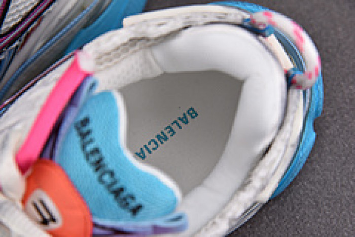 Ba*len*cia*ga Runner 772774 W3RMU 9458