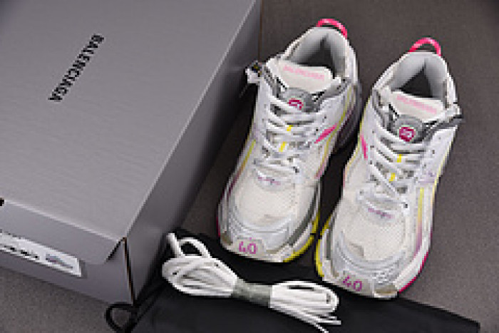 Ba*len*cia*ga Runner 772774 WRUNG9517