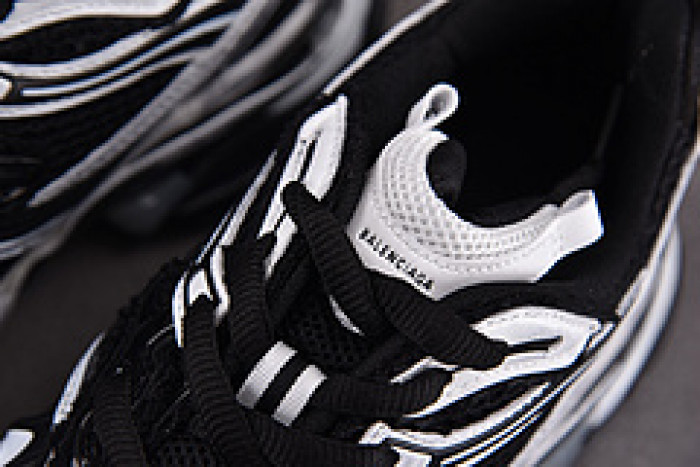 Ba*len*cia*ga Runner 779064 W3RXP 0213