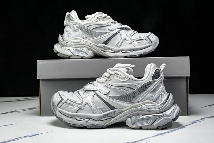 Ba*len*cia*ga Runner 779064 WRNNY 1180