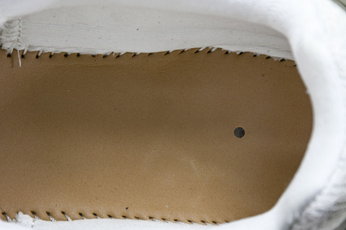 Ba*len*cia*ga TRACK 800590 WTRHK 0010