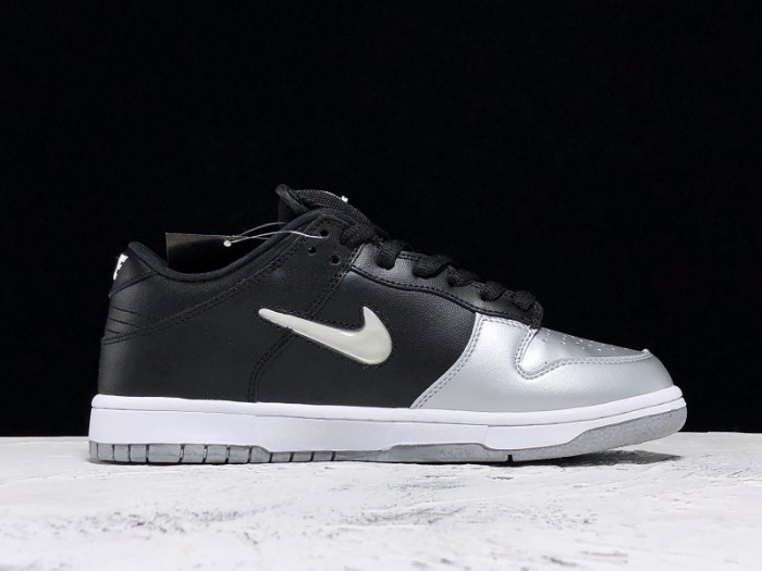 Nike SB Dunk Low S*p*e Jewel Swoosh Silver CK3480-001