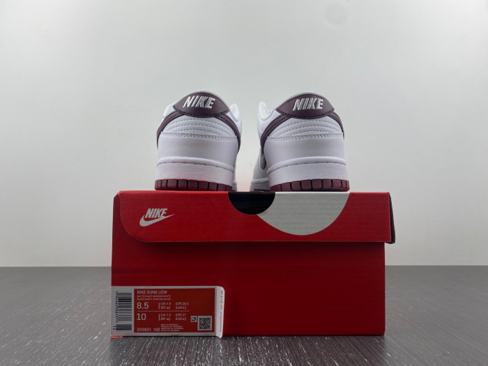 nike dunk low white night maroon dv0831-102