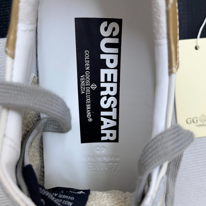 Golden Go*e S*per-Star SNEAKER GG03