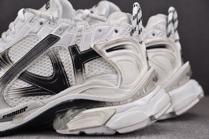 Ba*len*cia*ga Runner 772774 WRUNG 9010