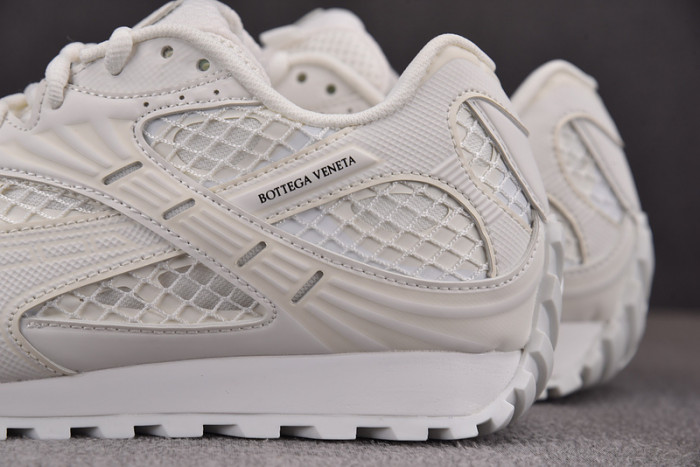 Bo*te*ga Ve*ne*ta BV036