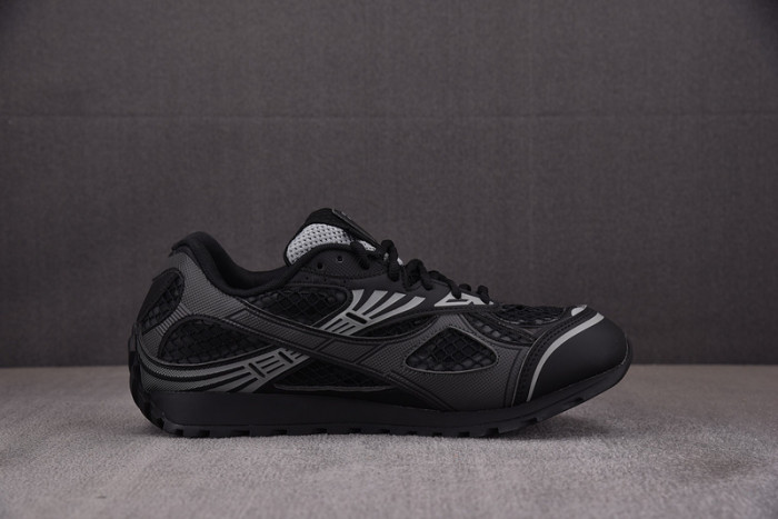 Bo*te*ga Ve*ne*ta BV042