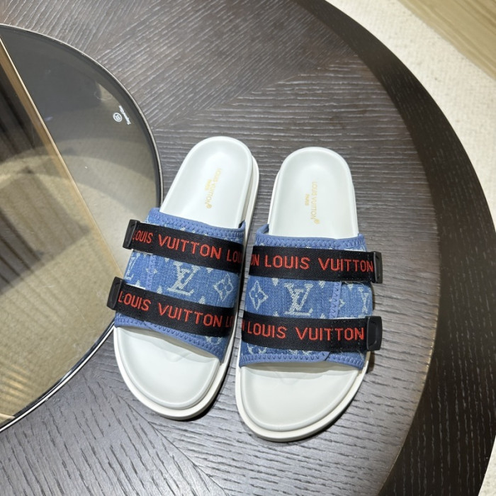 L0VT SANDALS