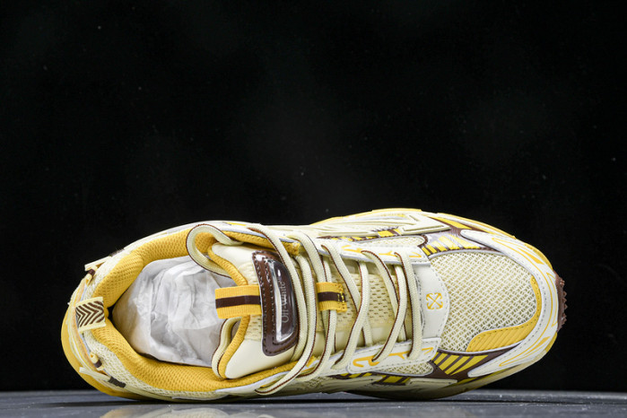 Off-White c/o Virgil Abloh