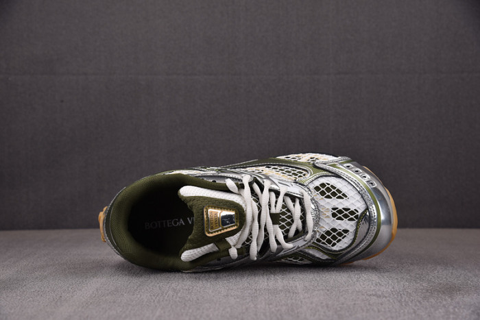 Bo*te*ga Ve*ne*ta BV038