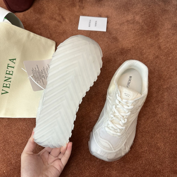 Bo*te*ga Ve*ne*ta BV048