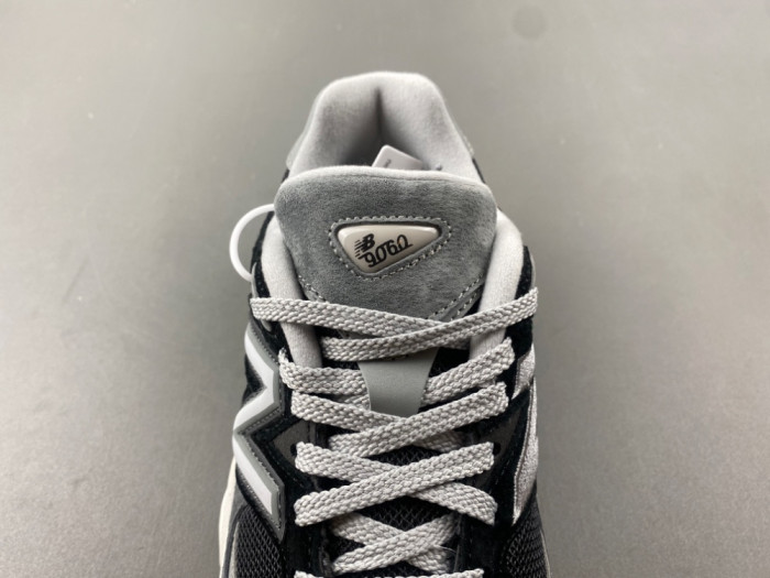 New Balance 9060 U9060JBD