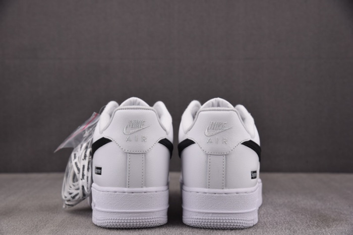 S*prem* Nike Air Force 1 Low White Black CU9225-102
