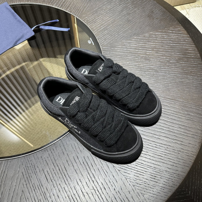 D*0r B33 SNEAKERS D20006