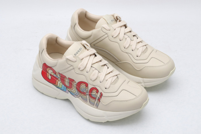 g*u*i ace embroidered low-top sneaker e2290