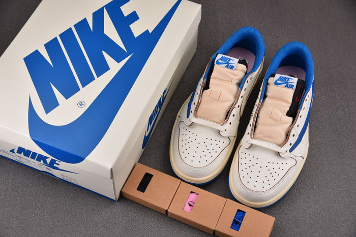 Travis Scott x Fragment x Air Jordan 1 Low OG DM7866-104