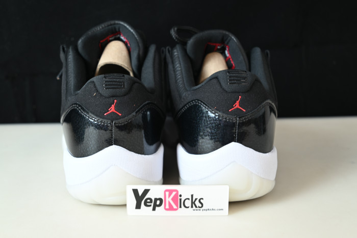 air jordan 11 low "72-10" av2187-001