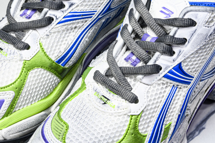 Ba*len*cia*ga Runner 772774-W3RMU-9043