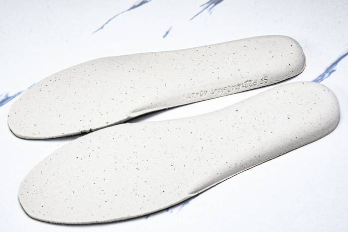 Ba*len*cia*ga Runner 772774-W3RMU-9043