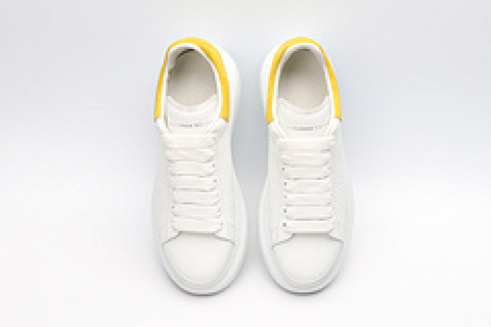 Ale*d*r M*Q*en E2696