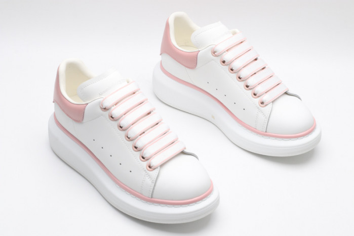 Ale*d*r M*Q*en E2708