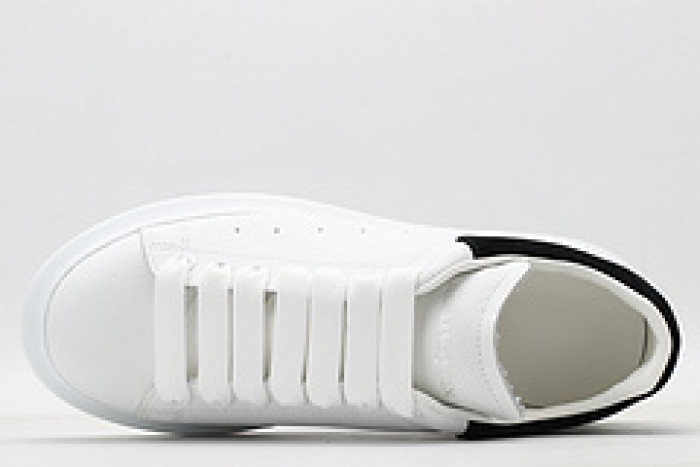 Ale*d*r M*Q*en E2715