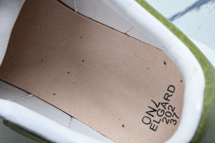 Ale*d*r M*Q*en E2725