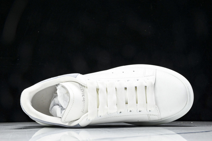 Ale*d*r M*Q*en E2729