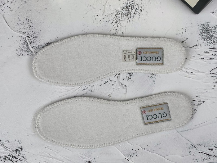 g*u*i ace embroidered low-top sneaker light brown green red e2235