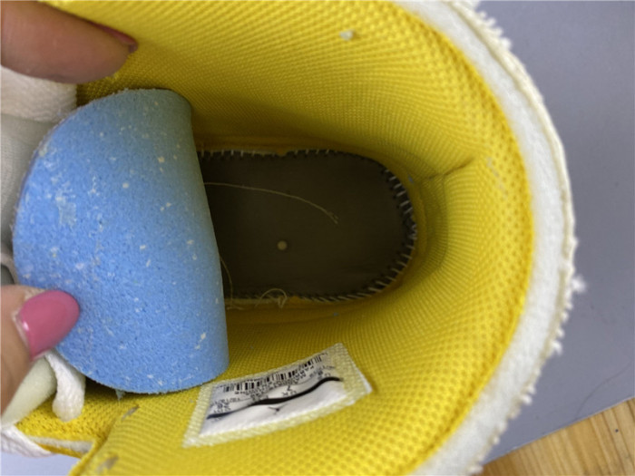 OW NIKE AIR JORDAN 1 UNC YELLOW AQ0818-149