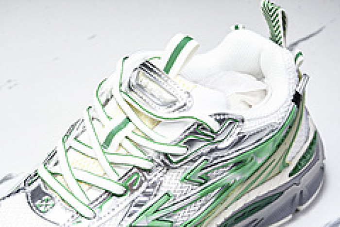 Off-White c/o Virgil Abloh