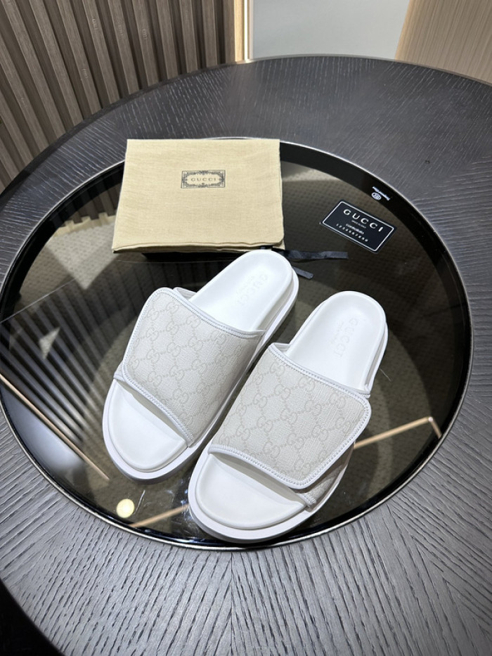 g*u*i sandals d06661