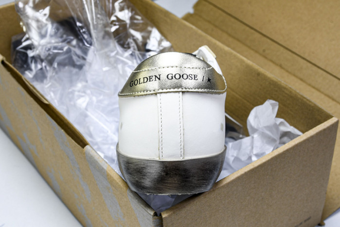 Golden Go*e S*per-Star SNEAKER GG07