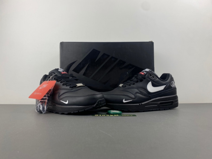S*p*e x Nike Air Max 1 Black HF8813-001