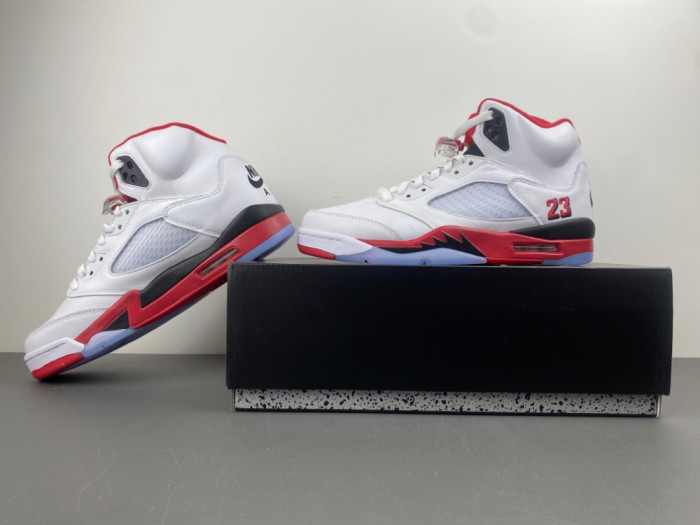 Air Jordan 5 Fire Red Black Tongue 2025 HQ7978-101
