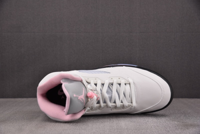 Air Jordan "35th Anniversary" HQ7978-102