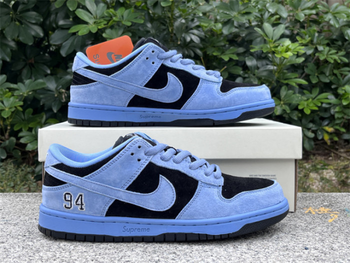 S*prem* x Nike SB Dunk Low Ocean Fog HQ8487-400