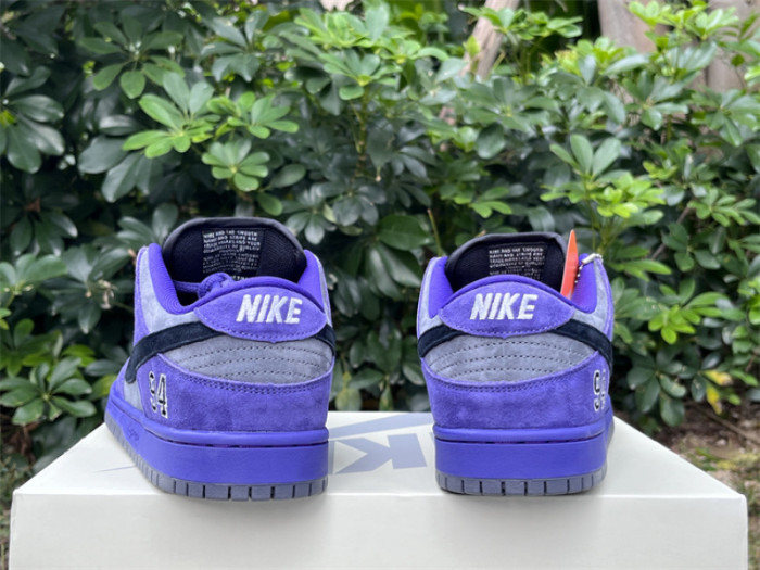 S*prem* x Nike SB Dunk Low OG QS "Ink" HQ8487-500