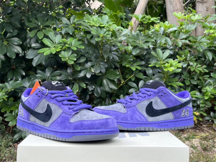 S*prem* x Nike SB Dunk Low OG QS "Ink" HQ8487-500