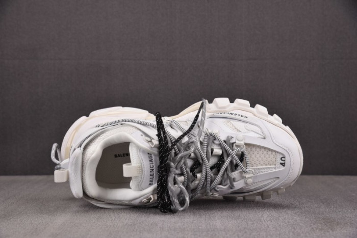 Ba*len*cia*ga TRACK IXEW2508DT234