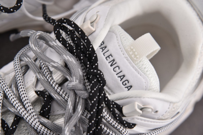 Ba*len*cia*ga TRACK IXEW2508DT234